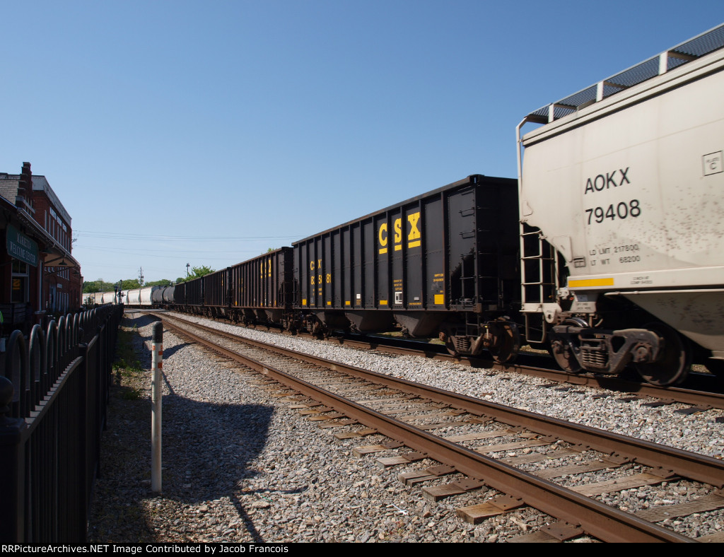 CSXT 835881